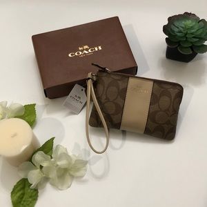 Coach Corner Zip Wristlet In Signature Canvas | Wallet | Clutch | Designer